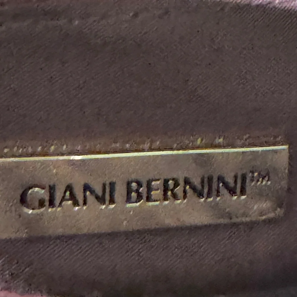 Giani Bernini Y2K Burgundy Leather Shoulder Bag Gold Buckle Hobo Purse Women's